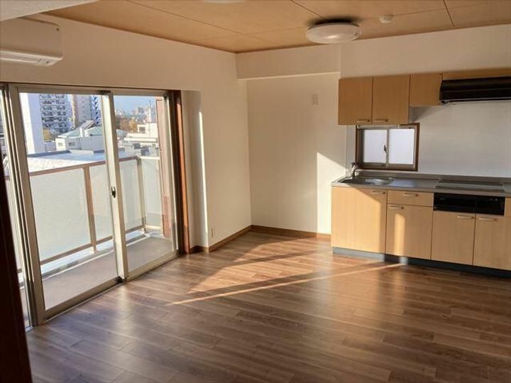 東京都台東区三ノ輪2(マンション)の賃貸物件の居間