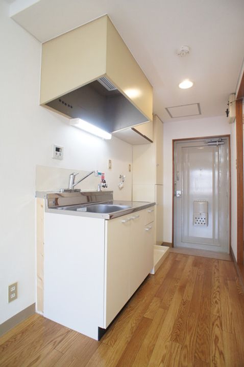 東芳ビルのキッチン