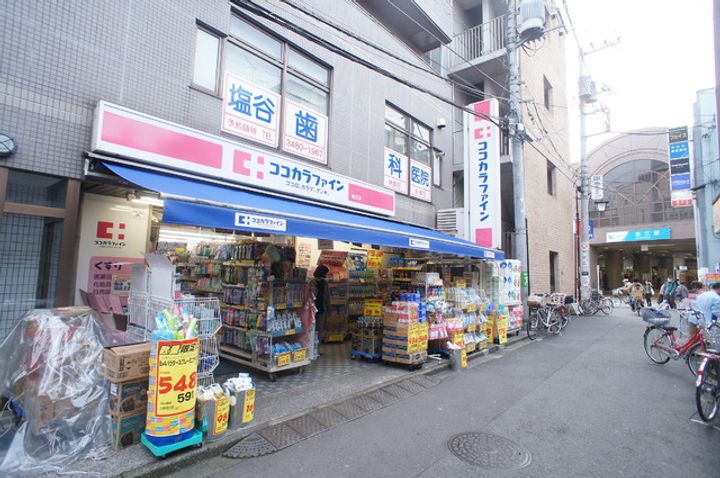 東芳ビルの周辺