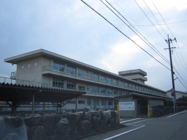 カーサ・プルチーノの周辺