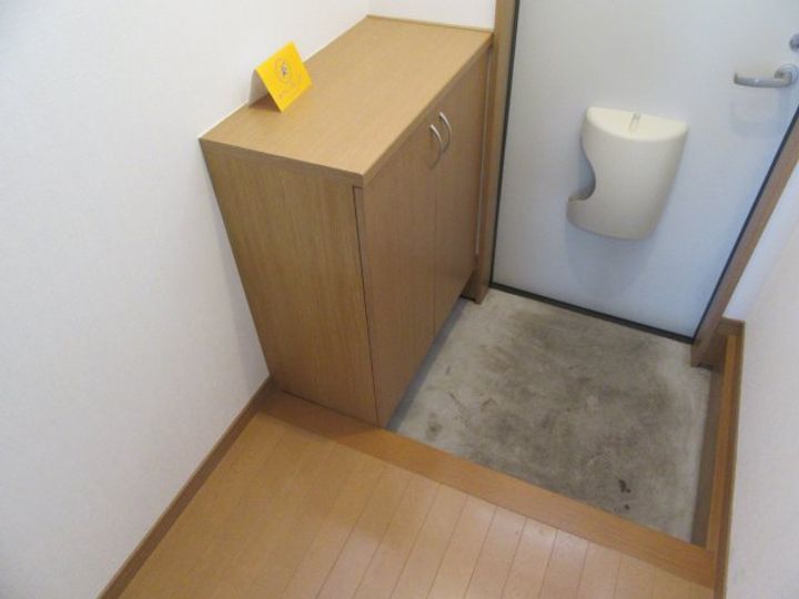 ブランドール長町の玄関