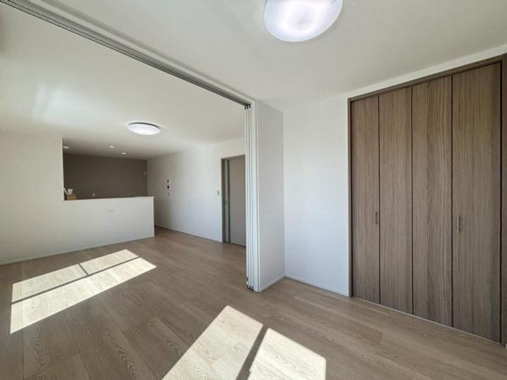 ビエノス綣の居間