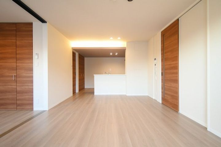 福岡県北九州市八幡西区西鳴水2(マンション)の賃貸物件の居間