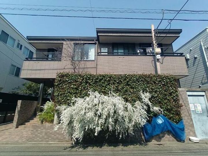 ラ スタジオーネ都立家政 C棟の外観
