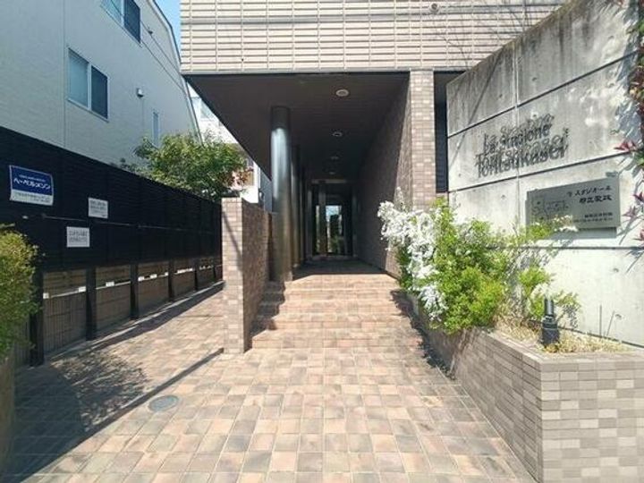 ラ スタジオーネ都立家政 C棟の地図