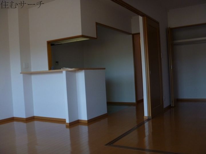 エミネンスの居間