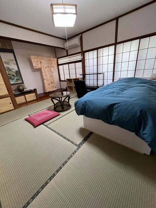 協學館ハウス別館の居間