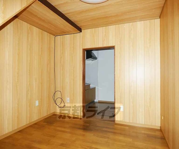 京都府京都市伏見区石田大山町(一戸建)の賃貸物件の居間