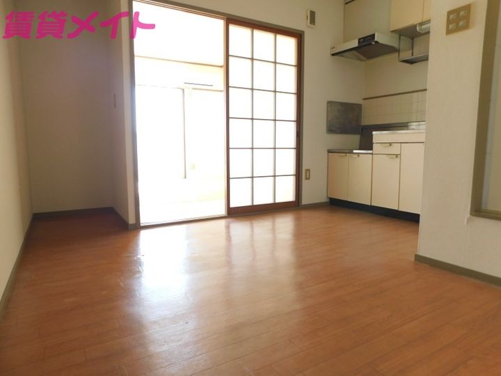 エンゼルハウス鈴鹿の居間