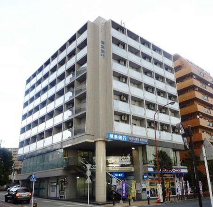神奈川県秦野市鶴巻北2(マンション)の賃貸物件の外観