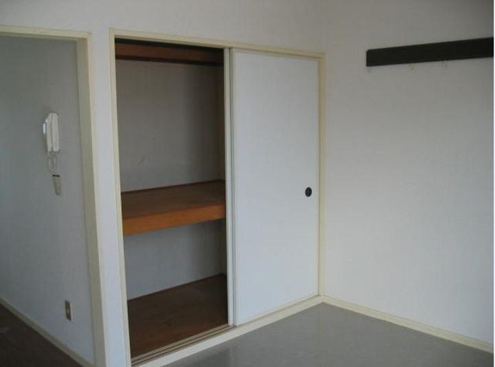 プレンティKIIの内装