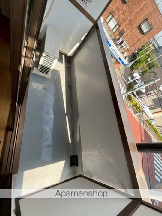 オーキスビルの内装