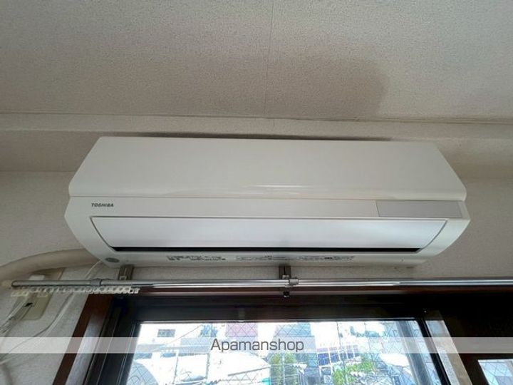 オーキスビルの内装