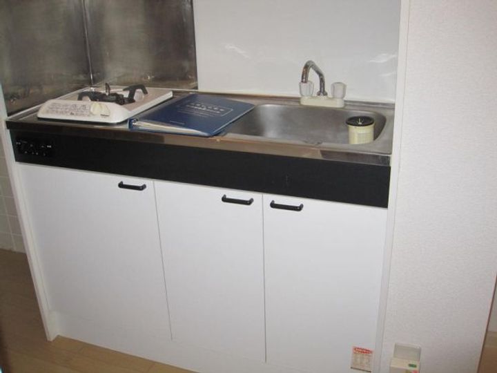 パインブリッジ稲里 C棟のキッチン