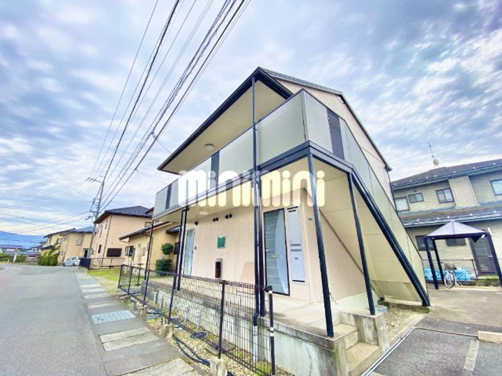 パインブリッジ稲里 C棟の外観