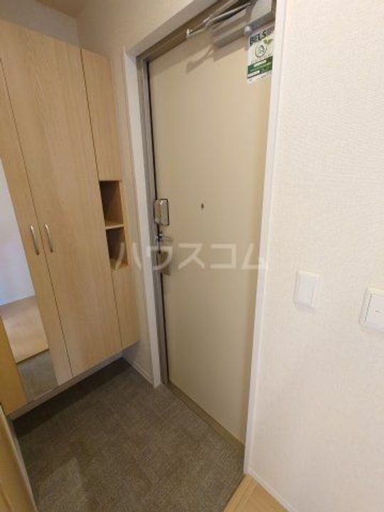 山梨県甲府市国母3(アパート)の賃貸物件の玄関