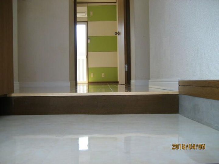 セゾン赤塚の居間