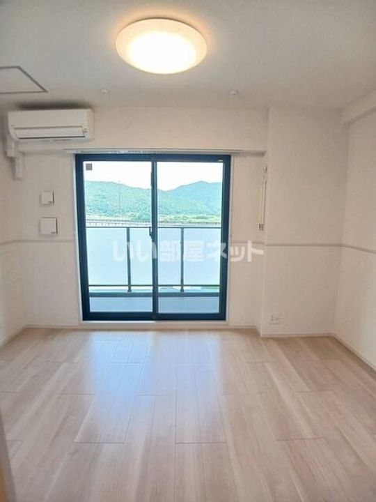 京都府亀岡市亀岡駅北1(マンション)の賃貸物件の内装