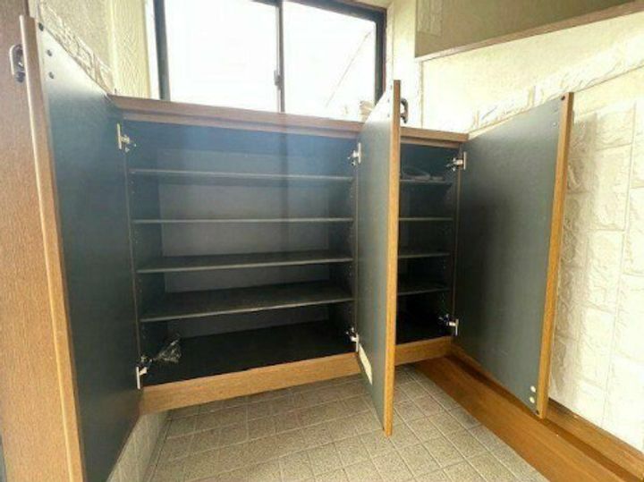 東京都八王子市泉町(一戸建)の賃貸物件の玄関