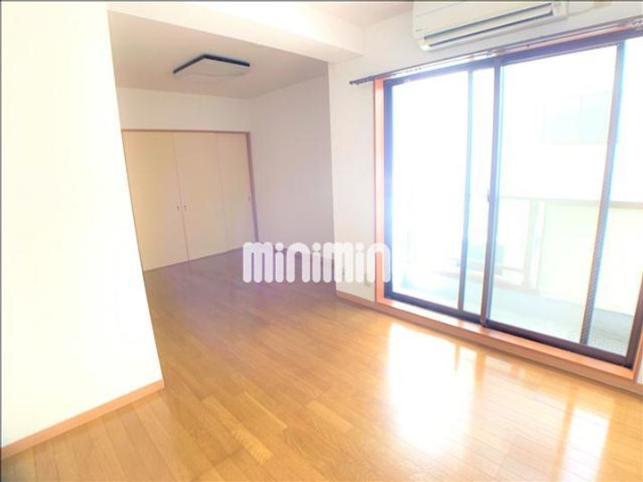 ガーデンヒルズ春日の内装