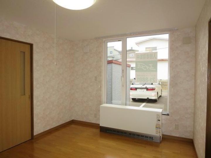すずらん1号の居間
