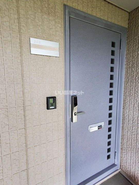 福島県福島市瀬上町字寺前(アパート)の賃貸物件の玄関
