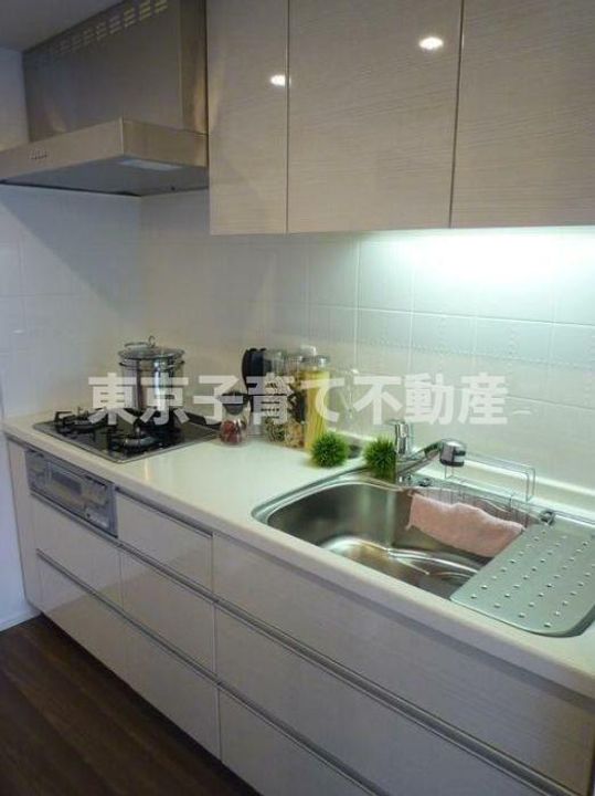 メゾンカルム本郷のキッチン