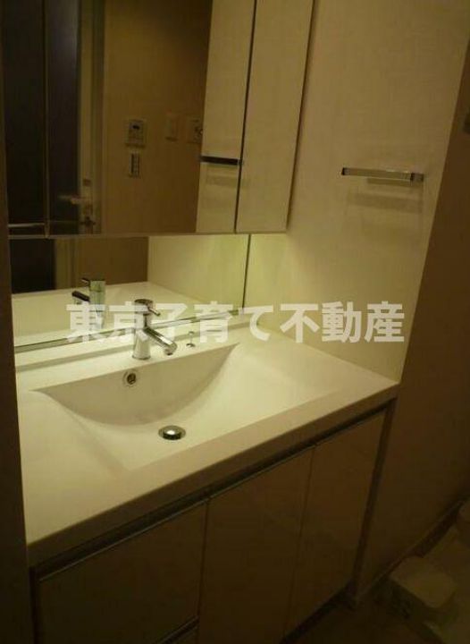 メゾンカルム本郷の内装