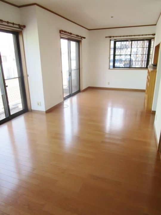 神奈川県相模原市中央区淵野辺4(一戸建)の賃貸物件の居間