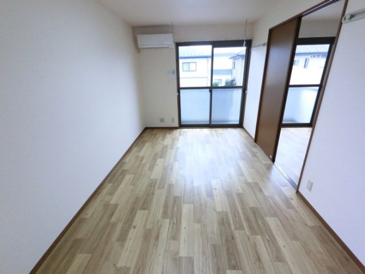 群馬県前橋市青柳町(アパート)の賃貸物件の居間