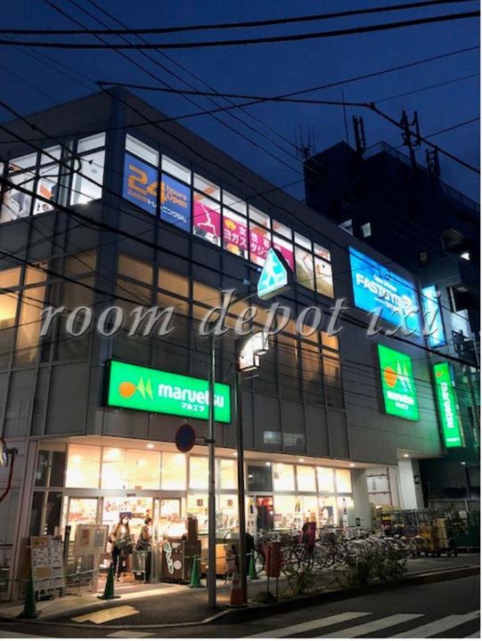 ベルグレードOMの周辺