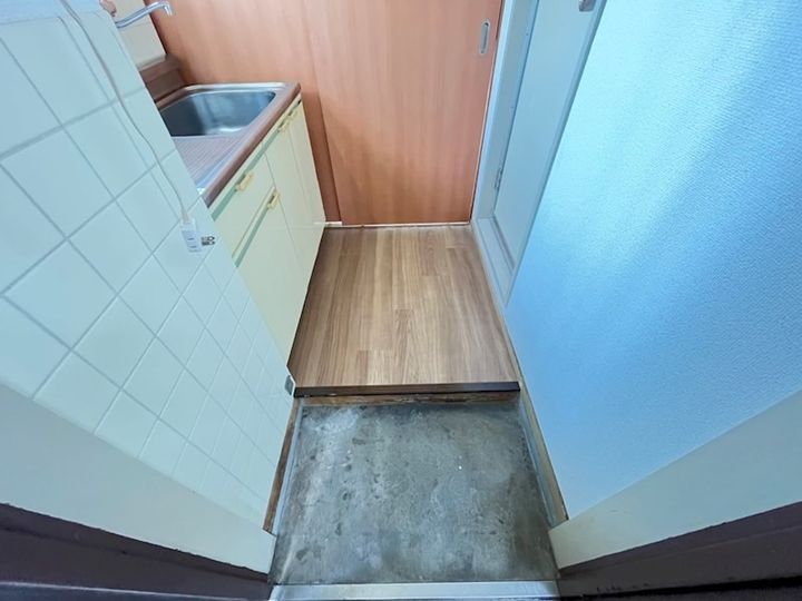 S・A荒田の玄関