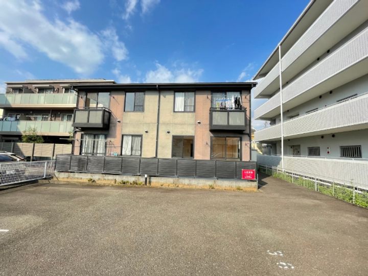 プレラヴィル中原 A棟の外観