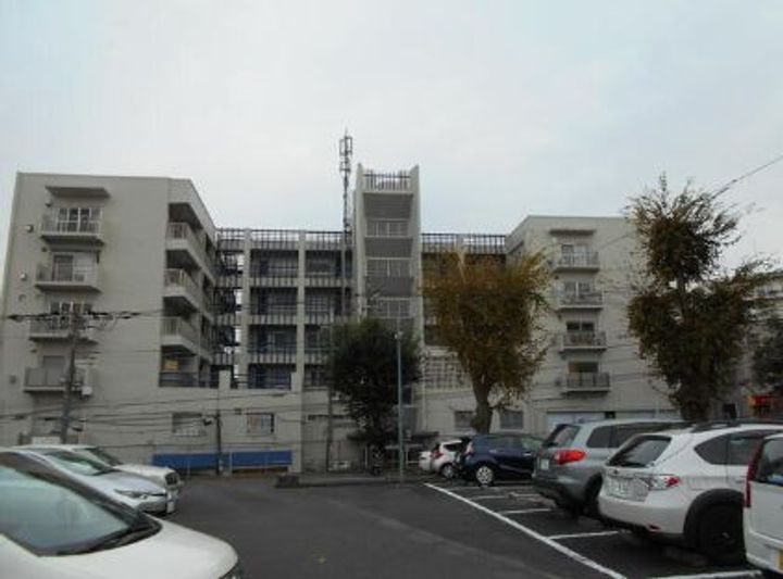 三田コーポの外観