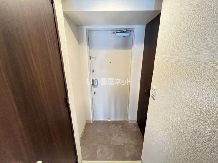 エステムコート大阪プリュームの玄関