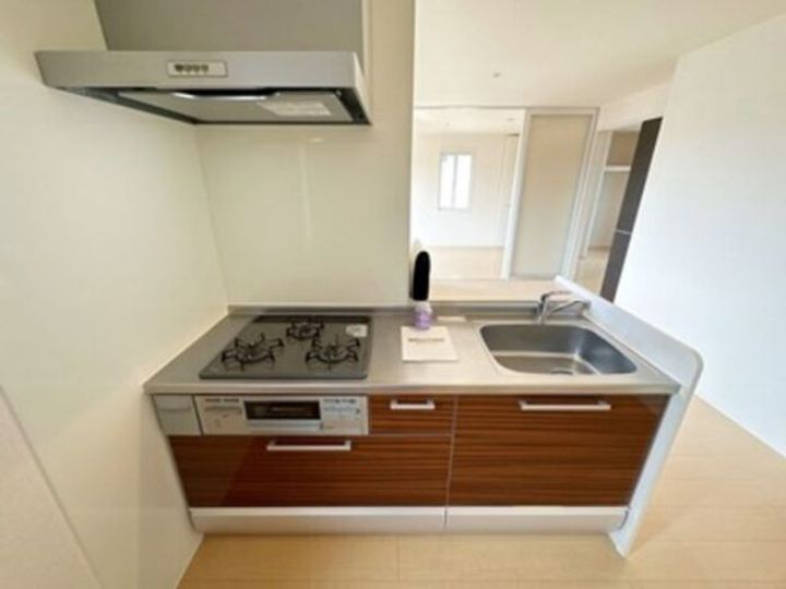 栃木県宇都宮市東岡本町(アパート)の賃貸物件のキッチン