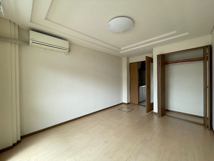 岡山県倉敷市老松町1(マンション)の賃貸物件の居間