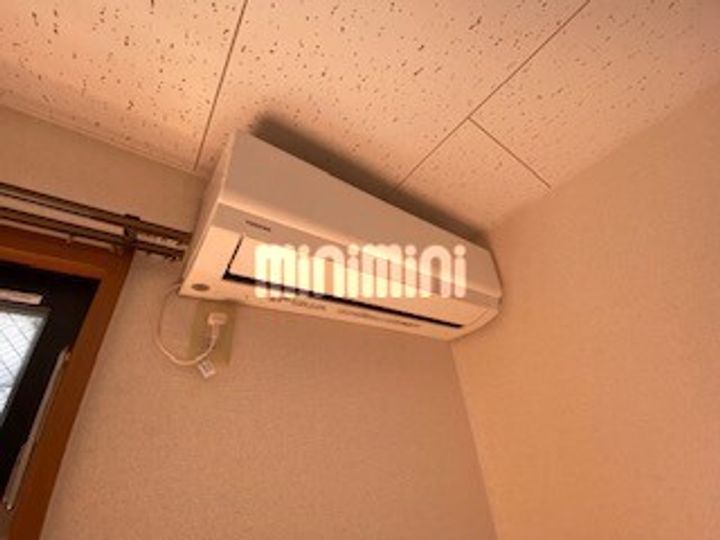 エバーグリーンの内装