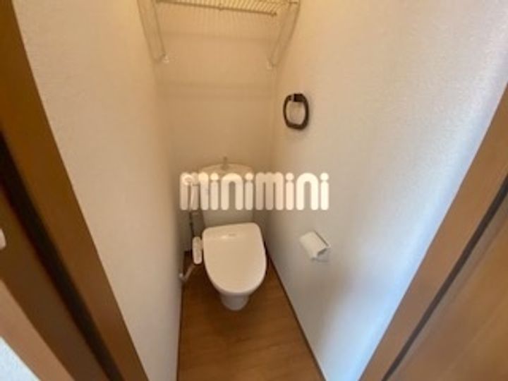 エバーグリーンの内装