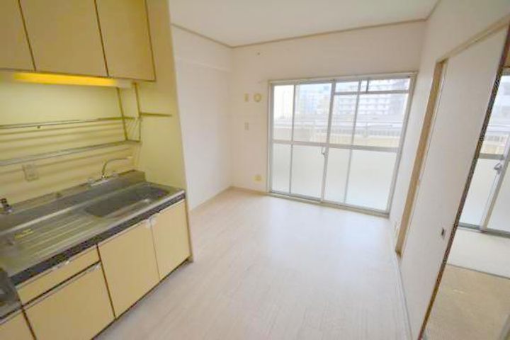 カルム東大阪の居間