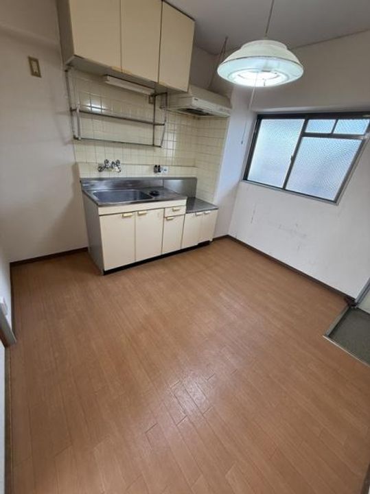 大阪府寝屋川市萱島本町(マンション)の賃貸物件の居間