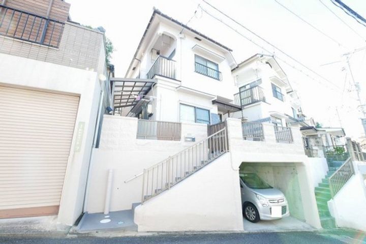広島県広島市安佐南区長束西4(一戸建)の賃貸物件の外観