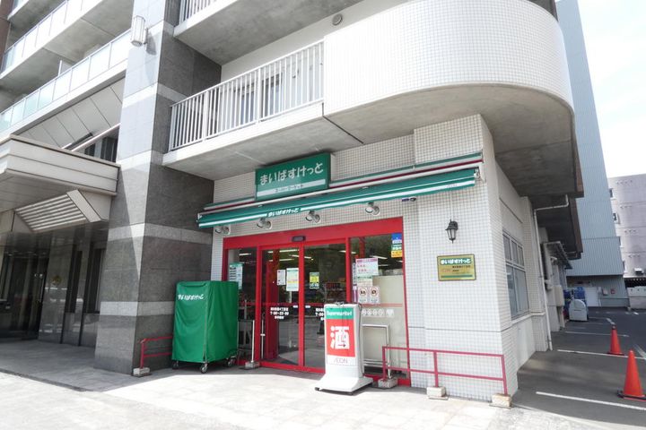 LEONE中島公園の周辺