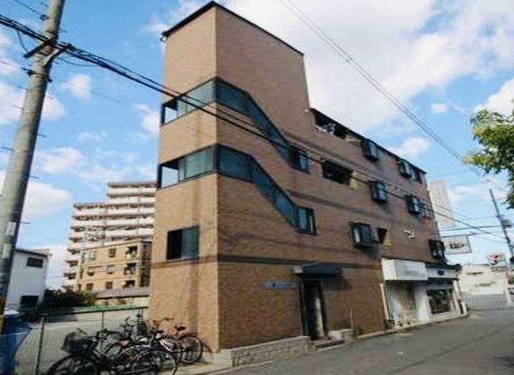 プレアール大日の外観