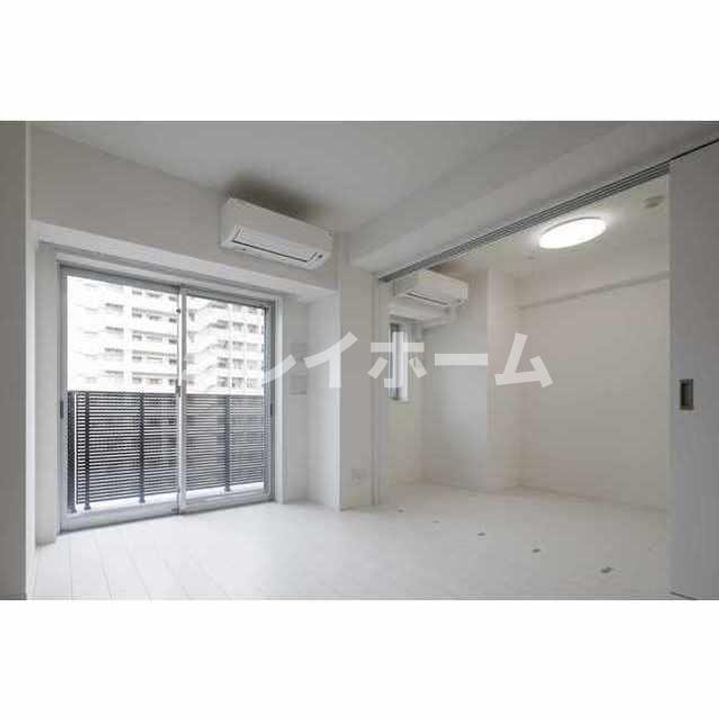 グランカーサ蒲田ウエストの居間