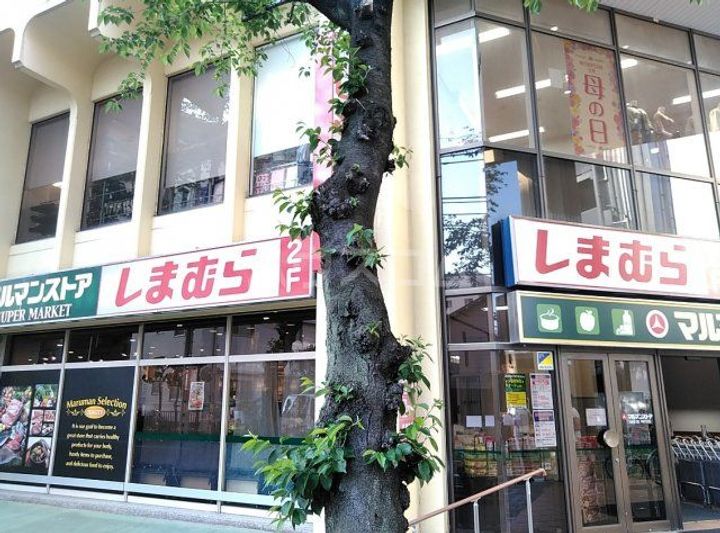 クレストの周辺