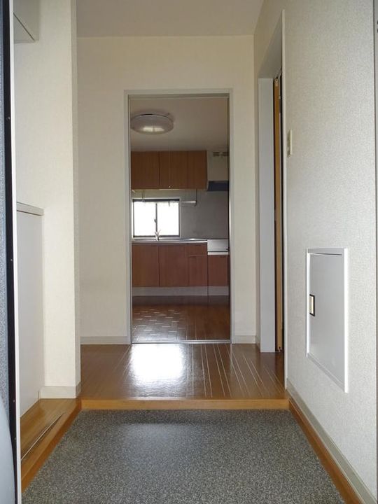 コーポラックの玄関