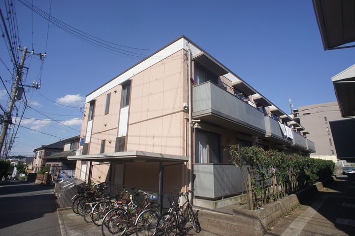 シェリー壱番館の外観