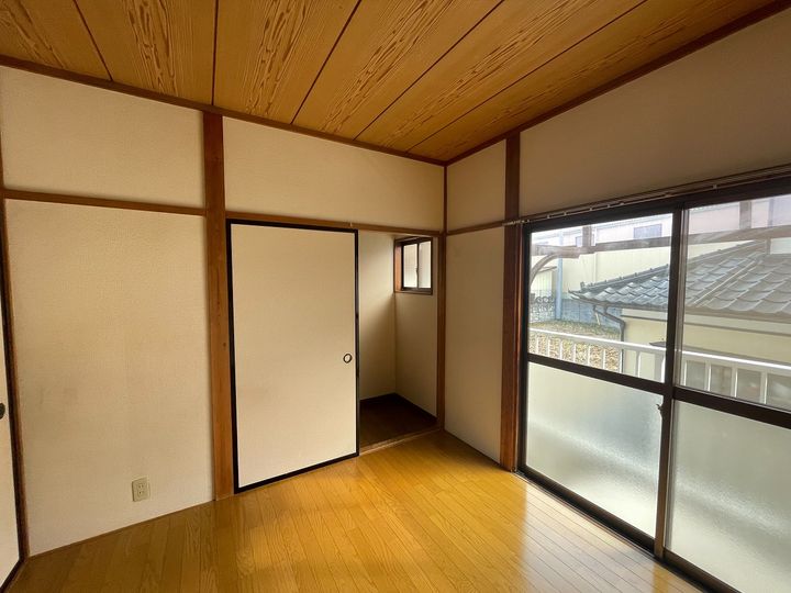 ハイツキタショウの居間