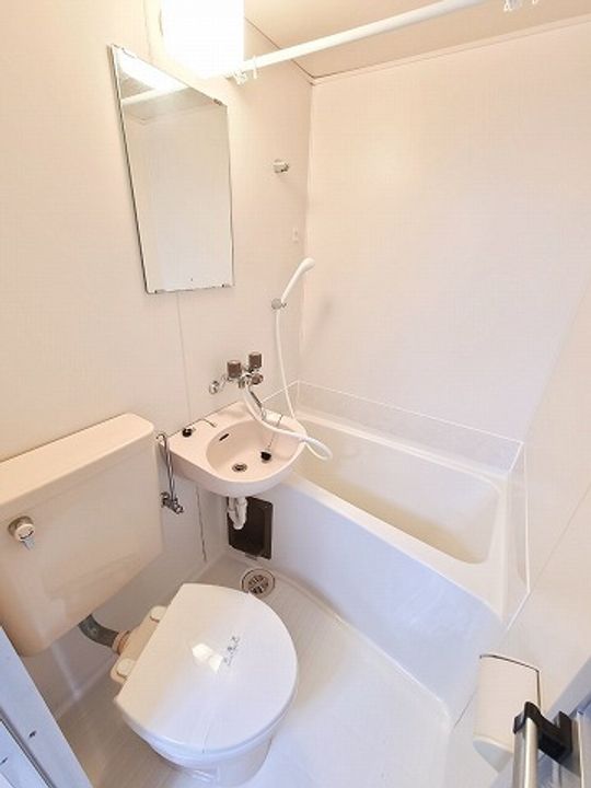 コーポ川津の内装